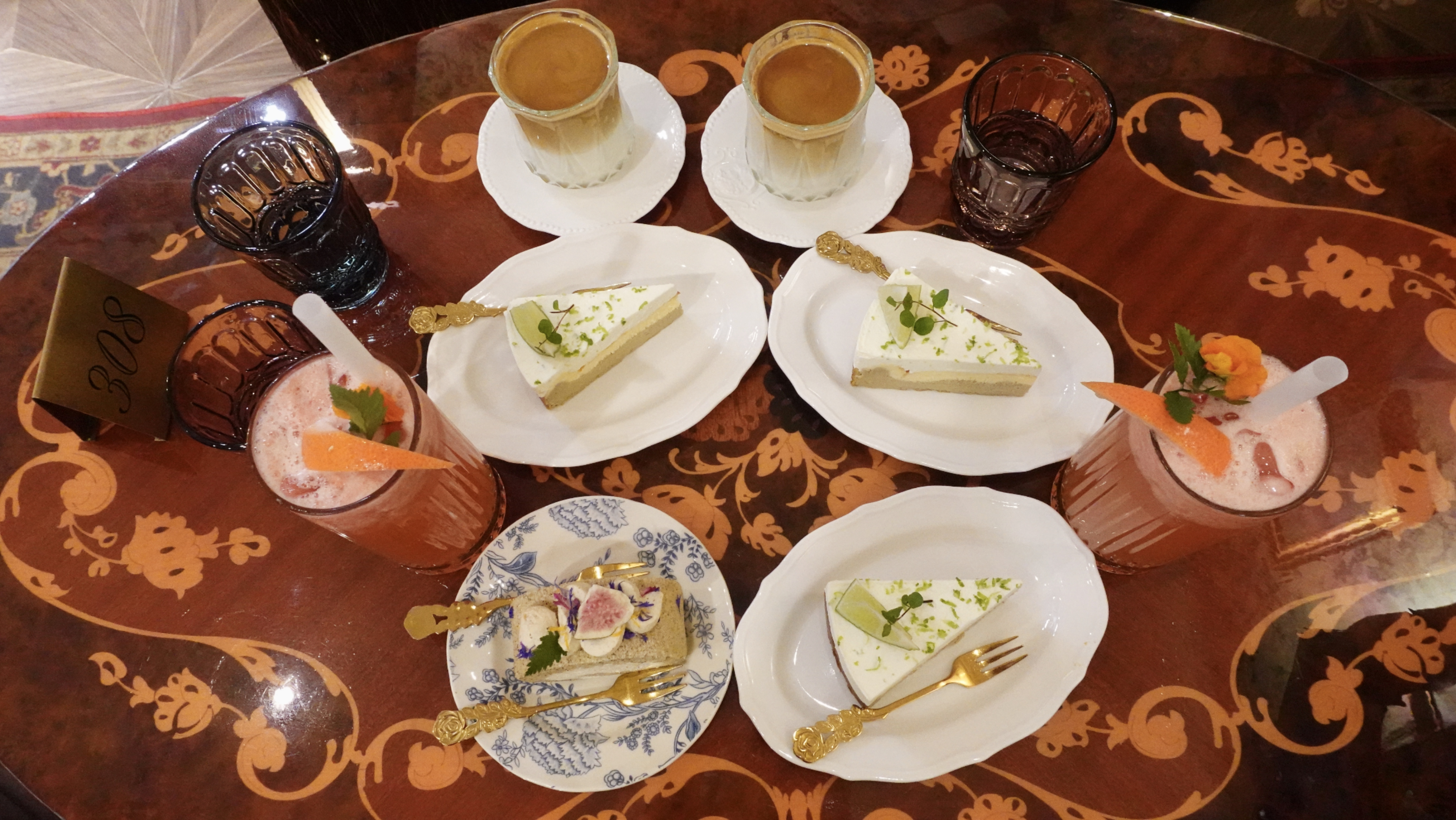 铿锵玫瑰，競展芳華  ——華博科技婦女(nǚ)節活動順利舉辦